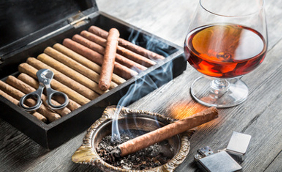 Singles in Düsseldorf - Capella Bar & Cigar Lounge
